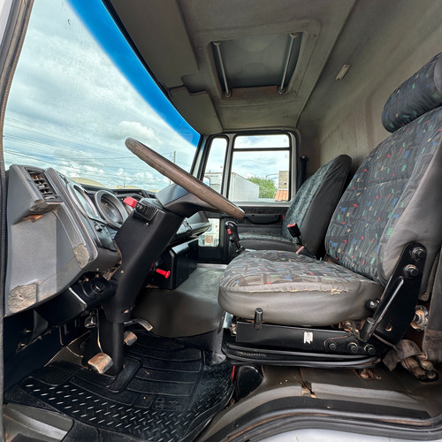 Ford Cargo 1722 4x2 Carga Seca