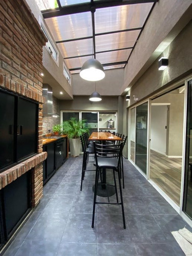 Imagen 4 de 14 de Casa Ph En Venta En Remedios De Escalada Oeste