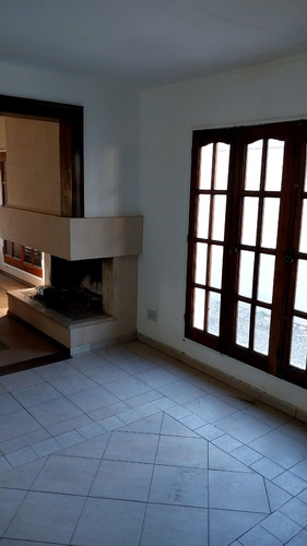 Casa 3 Dormi Con Galpon 200m En Villa Rivera Indarte Oportunidad