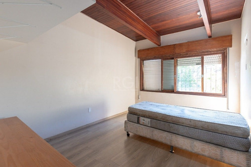 Casa Em Nonoai Com 4 Dormitórios - Lu431988