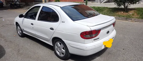 Renault Megane 1.6 Unique