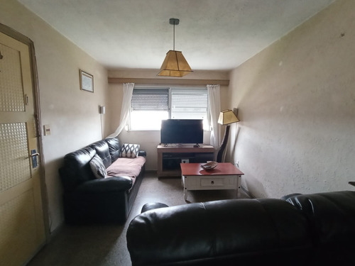 Dueño Vende Apartamento En Complejo 520