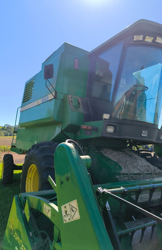 Colheitadeira John Deere 1175 Ano 2000