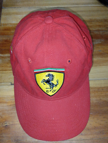 Ferrari Gorra Vicera Roja Shell Helix Carreras De Autos Sol