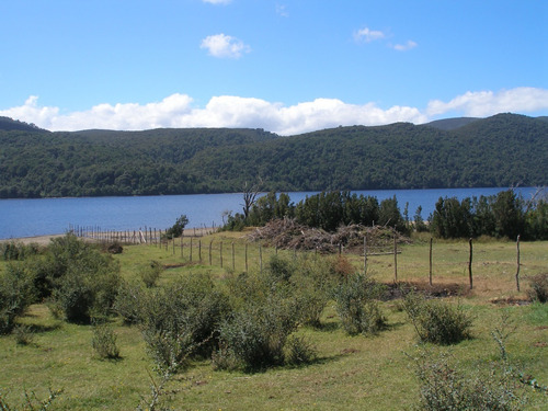 Chonchi Lago Huillinco