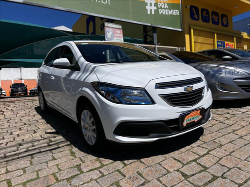 Chevrolet Onix Onix lt 1.4 Flex Manual
