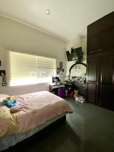 Casa De Lujo En Condado De Sayavedra Con Vistas, Jardín Y Amplios Espacios