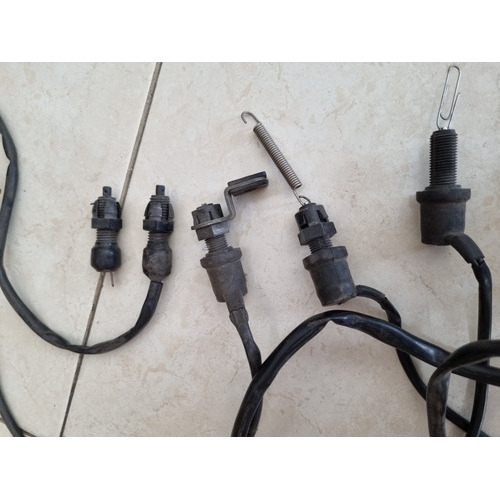 1 Sensor Freno Trasero Honda Yamaha Ninja R1 R6 Motomaniaco (Usado)