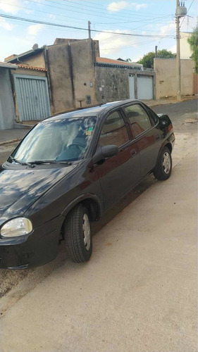 Imagem 1 de 11 de Chevrolet Classic 2010 1.0 Flex Power 4p