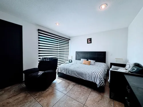 Casa Venta Residencial Por Ave. Tecnológico Las Torres, Por La Estación Del Tren Toluca- Santa Fe, Estación Metepec.
