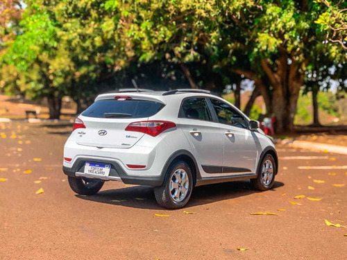 Imagem 6 de 10 de Hyundai Hb20x 1.6 Aut