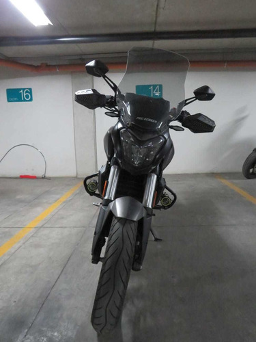 Imagen 1 de 5 de Bajaj Dominar 400