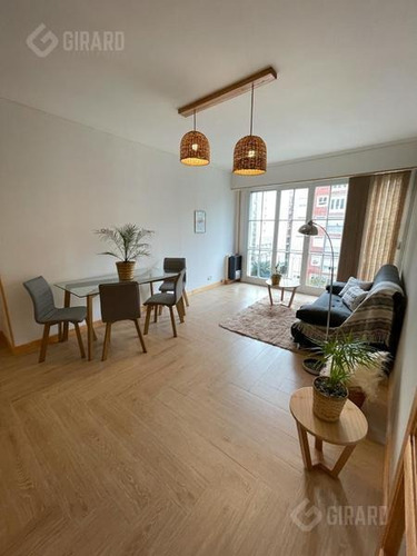 Venta Departamento 3 Ambientes, Reciclado. Zona Plaza Colon