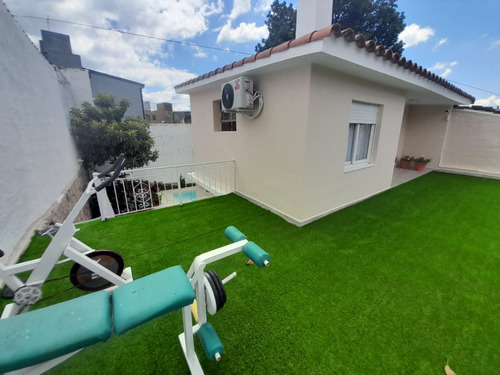 Dos Departamentos Amueblados Recién Remodelados, Con Pileta Y Terraza. Ideal Inversor O Vivienda