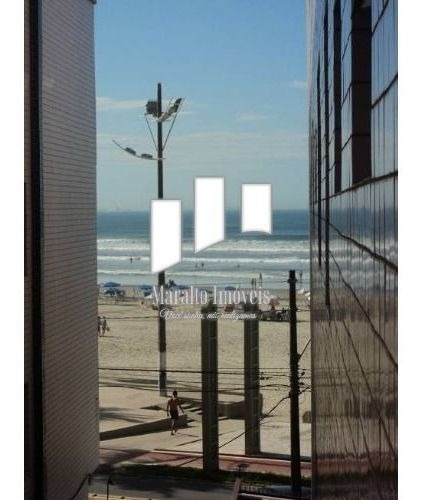 Apartamento 2 Dormitórios Pé Na Areia Em Praia Grande Sp.
