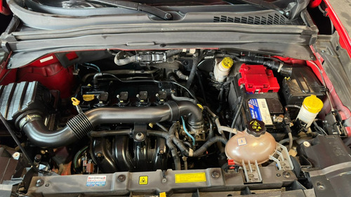 Jeep Renegade 1.8 Flex Aut. 5p