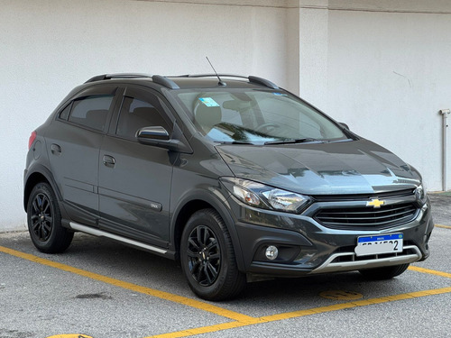 Chevrolet Onix 1.4 Activ Aut. 5p