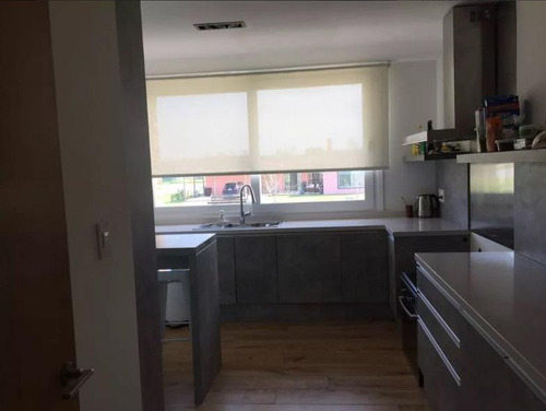 Hermosa Casa Estilo Americano En La Tahona