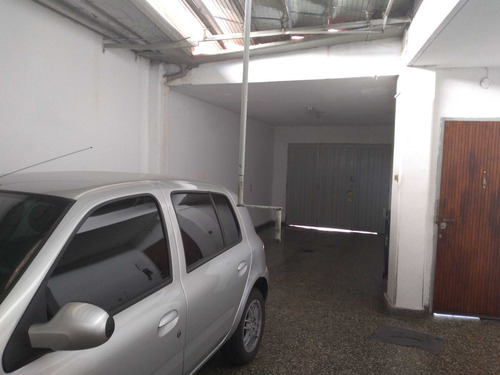 Casa 4 Amb. Garage-quincho-parrilla-pileta