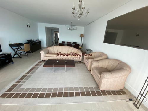 Imagen 2 de 23 de Alquiler De Apartamento De 2 Dormitorios En Playa Brava