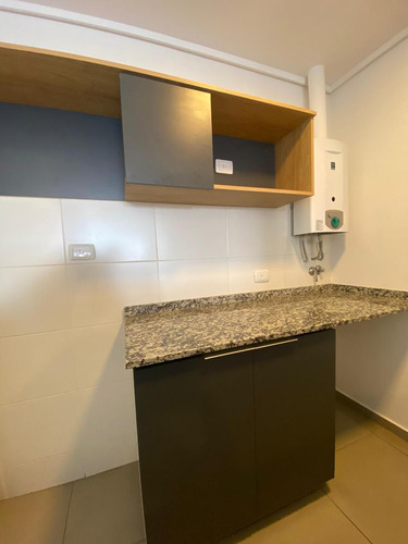 Alquiler| Departamento 1 Dorm. Con Balcón Y Pileta En Nueva Córdoba