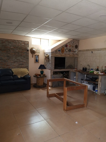 Inmo Group Y Asociados Vende! 3 Dormitorios Solymar Norte
