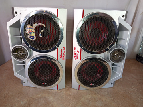 Módular Par De Bocinas Lg Ffh-986 Xtremo 5000 400 W 6 Ohms Gris Plata 400 W (Usado)