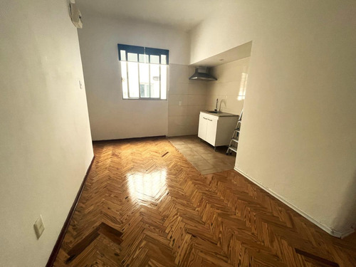 Venta Apartamento Parque Rodó Dos Dormitorios Gastos Bajos Ideal Renta