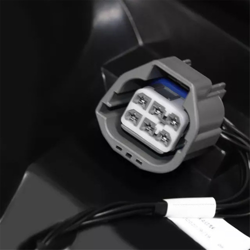 Luz Led De Freno Derecha Con Señal De Giro Trasera Lr0523957