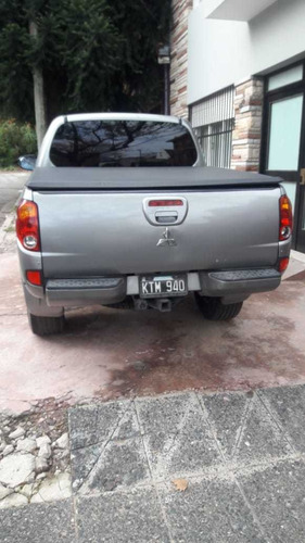Mitsubishi L200 3.2 Cab Doble 4wd Cr 165cv Mt 2011