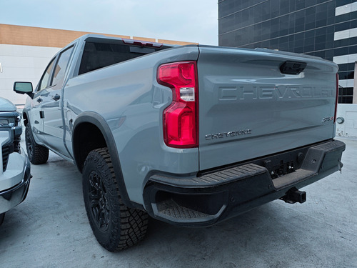 Chevrolet Cheyenne 6.2 Doble Cab Zr2 4X4 At