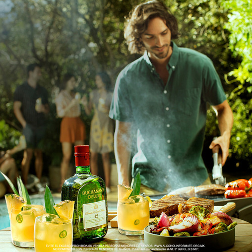 Imagen 5 de 6 de Whisky Buchanan's deluxe 12 años blended scotch 750 ml