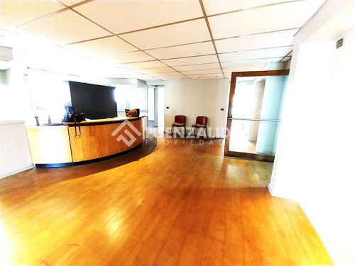 Oficina En Venta En Providencia Metro Los Leones