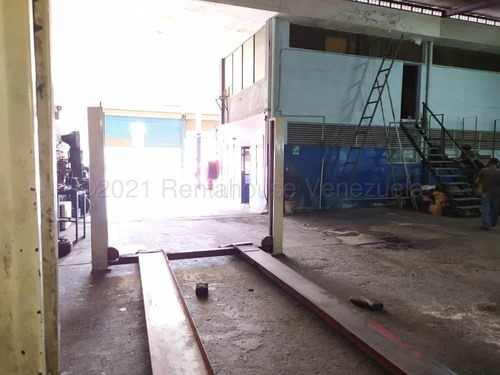 Imagen 7 de 13 de Leida Falcon Rentahouise Vende Galpon En La Av Bolivar Sur De Valencia 22-13435lf