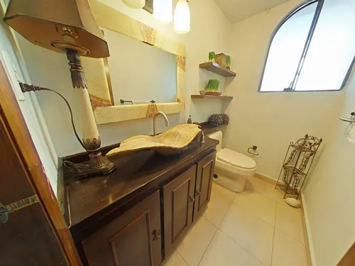 Casa En Excelente Ubicacion