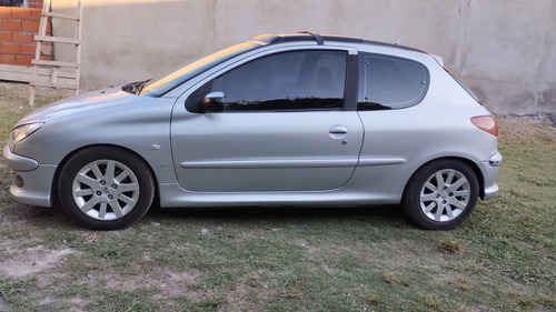 Peugeot 206 1.6 Xs Premium