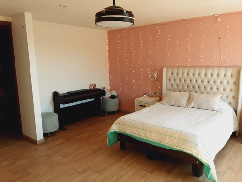 Casa De Lujo, Condominio Santa Teresita De Lisieux
