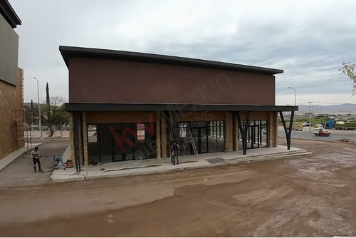 Local En Renta De 302.50 M2 En $116,462 En Plaza Pastizal En La Unión Ganadera De Chihuahua Km 8...