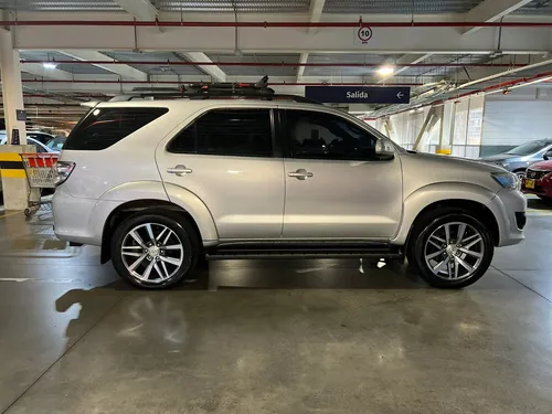 Toyota Fortuner 2.7l 4x2