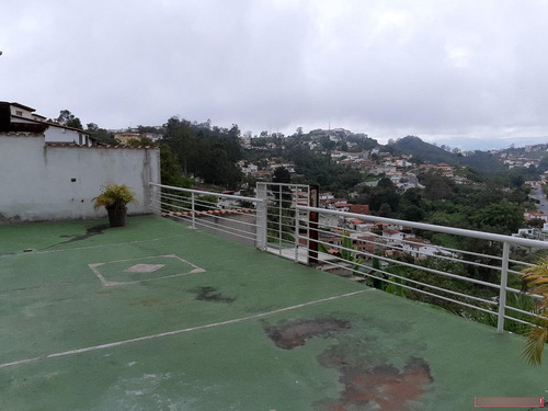 Venta De Casa En Colinas De Carrizal Estado Miranda Rz