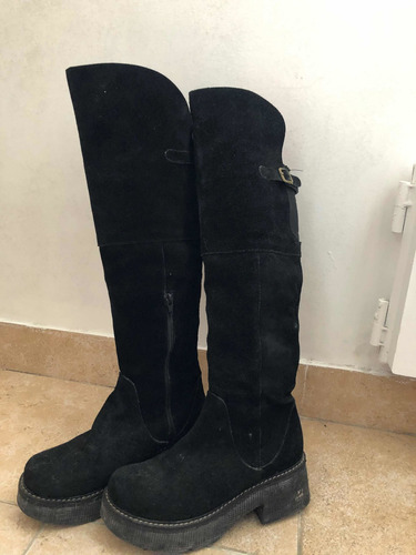 Botas Bucaneras De Gamuza Y Plataforma. Mujer. T 37