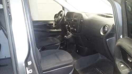 Imagen 7 de 11 de Mercedes Benz Vito Furgon Mixto Td Modelo 2016