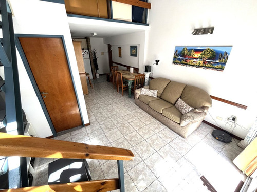 Venta Ph 2 Ambientes En Villa Pueyrredon Con Patio