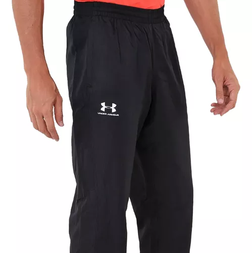 Calça Under Armour Treino Vital Woven Preta