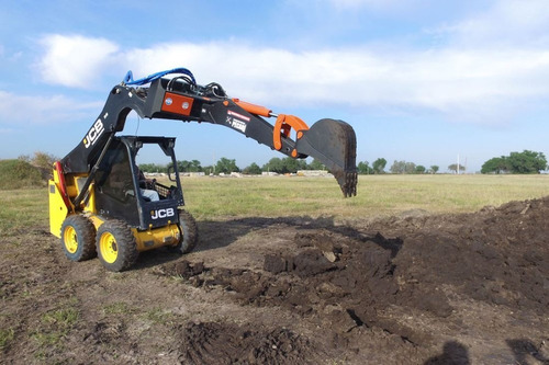 Implemento Retroexcavador Rs450 Pivotante P Minicargadora