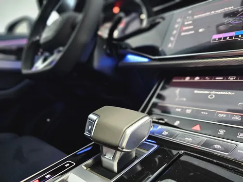 Audi Q7 S-line 2025