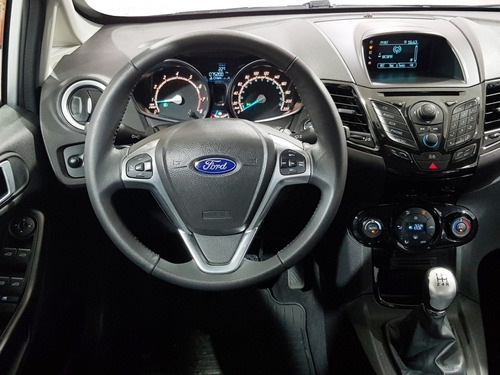 Imagem 13 de 15 de Fiesta 1.6 Titanium Hatch 16v Flex 4p Manual