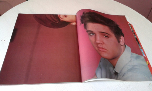 Revista De Fotos Y Posters King Elvis Vol Iii (Usado)