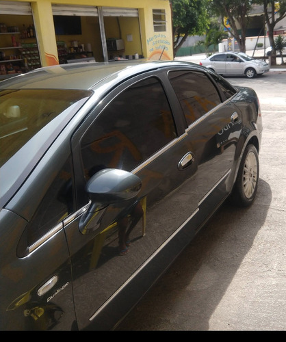 Fiat Linea 1.9 16v Absolute Flex Dualogic 4p 2010