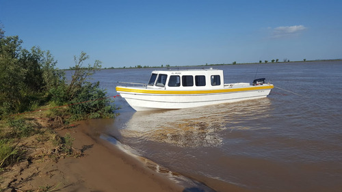 Tracker Cabinado Con Motor Suzuki 140 Hp